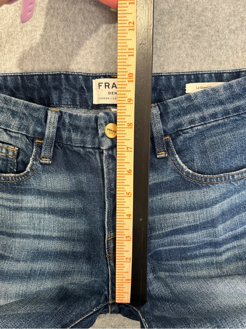 Frame Denim Le Grand Garçon Cuffed Cropped Straight-Leg Jeans - Picture 12 of 13